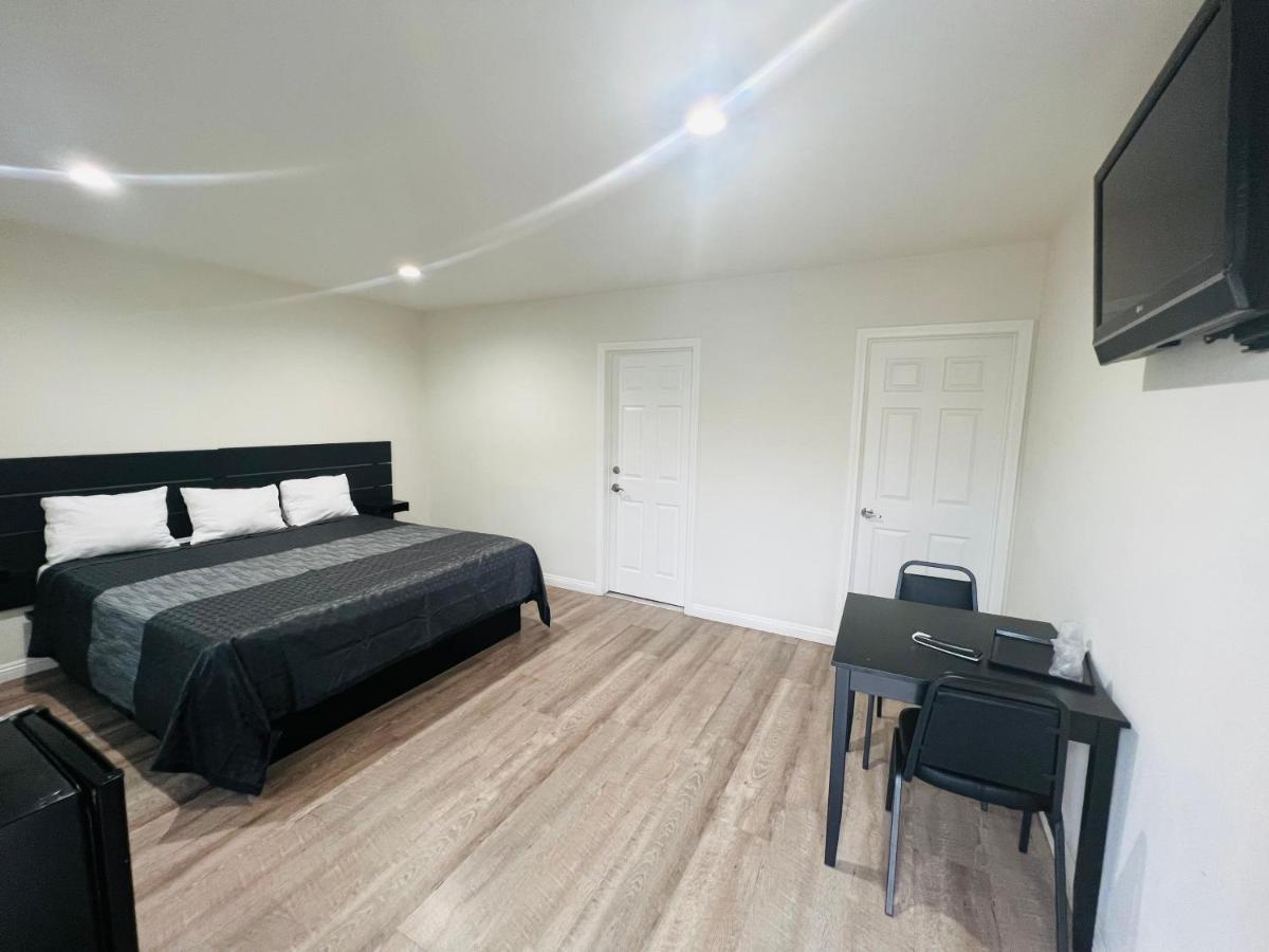 Holly Park Motel Near Lax Lennox Екстер'єр фото